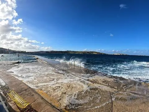 The Clover Apartamento St Paul's Bay